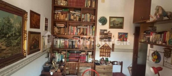 2 Schlafzimmer Wohnung in Palermo, Italy, Nr. 335158 3