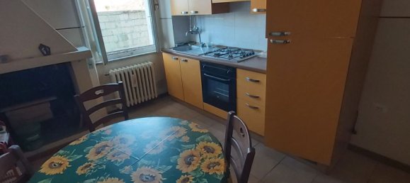 5 rooms Apartment in Ascoli Piceno, Italy No. 12327 6