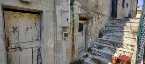 Apartamento de 4 habitaciónes en Belvedere Ostrense, Italy No. 92685 9