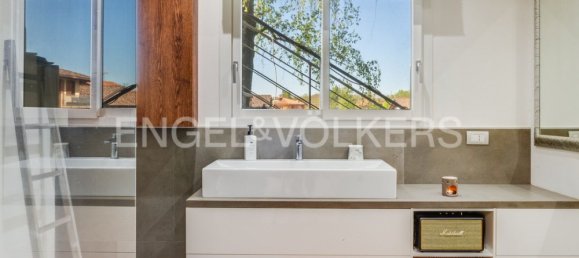 3 غرف نوم فيلا في Invorio, Italy رقم 129739 12