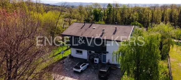 3 غرف نوم فيلا في Invorio, Italy رقم 129739 17