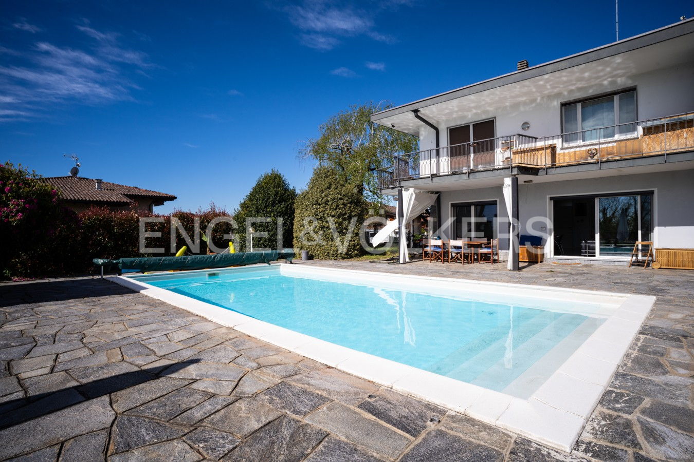 3 غرف نوم فيلا في Invorio, Italy رقم 129739