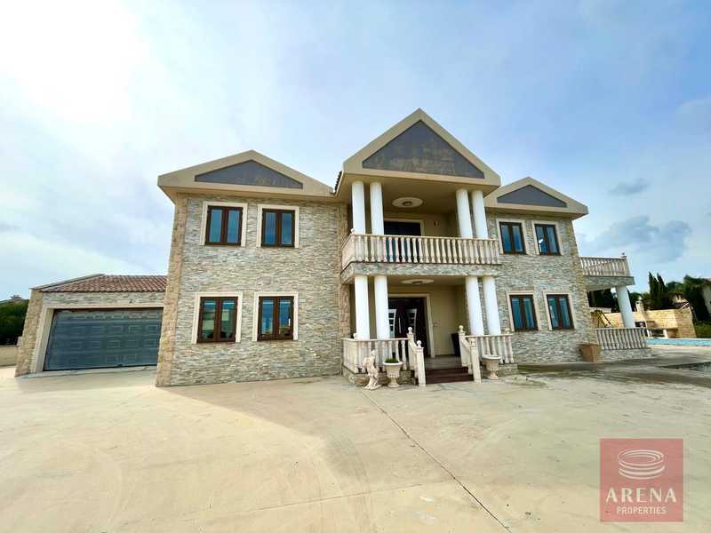 5 bedrooms Villa in Protaras, Cyprus No. 20461