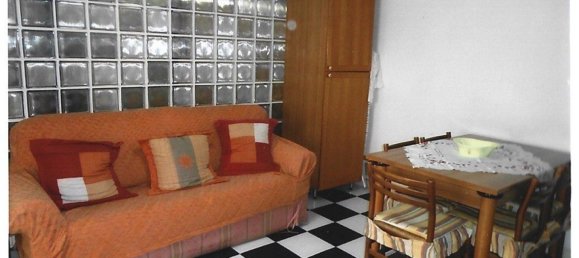 2 rooms Apartment in Foggia, Italy No. 265703 4