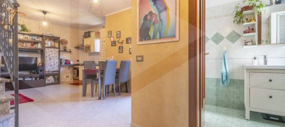 2 Schlafzimmer Wohnung in Ciampino, Italy, Nr. 25412 8
