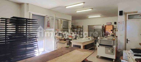 Imóvel comercial de 2 divisões em Ferrara, Italy N.º 304887 10