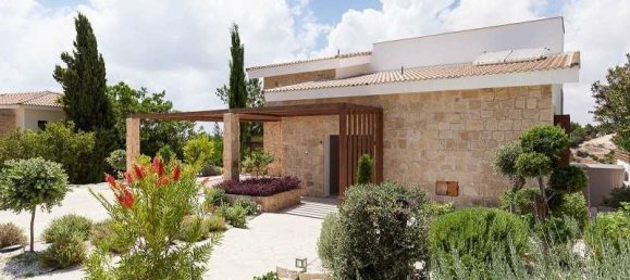 4 Schlafzimmer Haus in Paphos, Cyprus, Nr. 6647 11