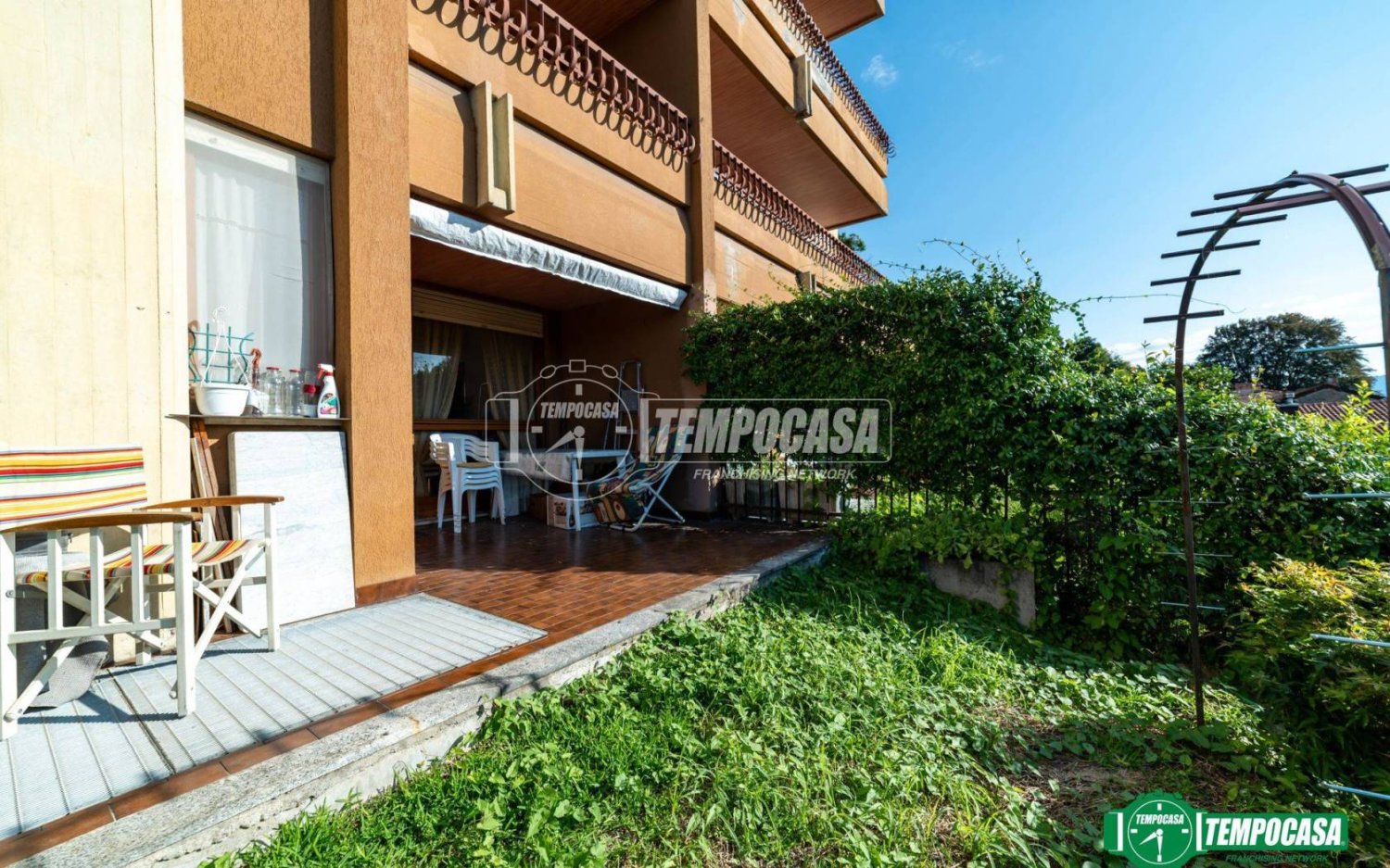 Studio in Lesa, Italy No. 367525