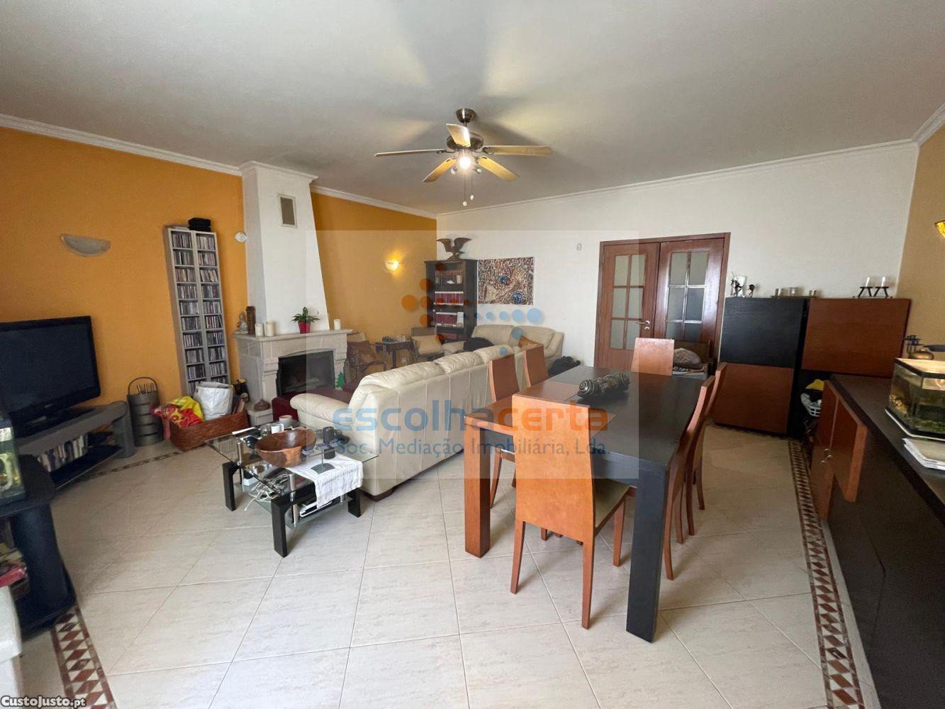 3 bedrooms House in Corroios, Portugal No. 102231