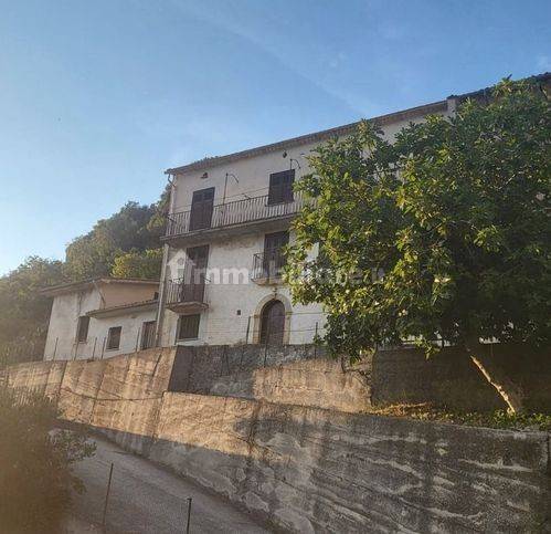 6 bedrooms Villa in Rivello, Italy No. 205087