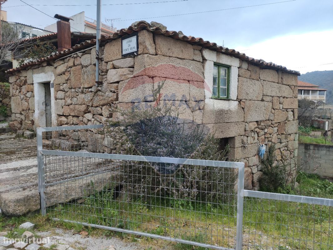 2 bedrooms House in Freixiel, Portugal No. 178511