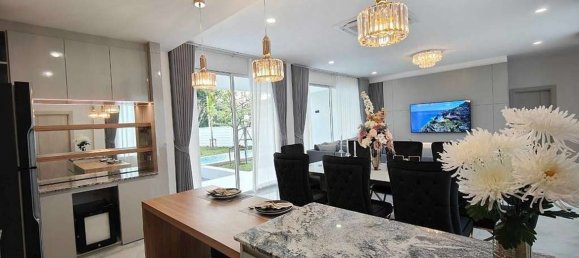 6 bedrooms House in Chiang Mai, Thailand No. 27007 3