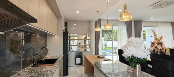 6 bedrooms House in Chiang Mai, Thailand No. 27007 37