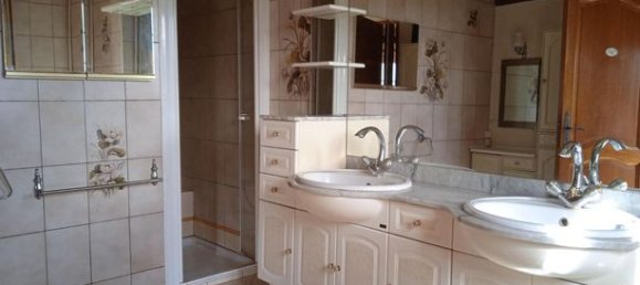 2 bedrooms House in Seine-Maritime, France No. 360009 7