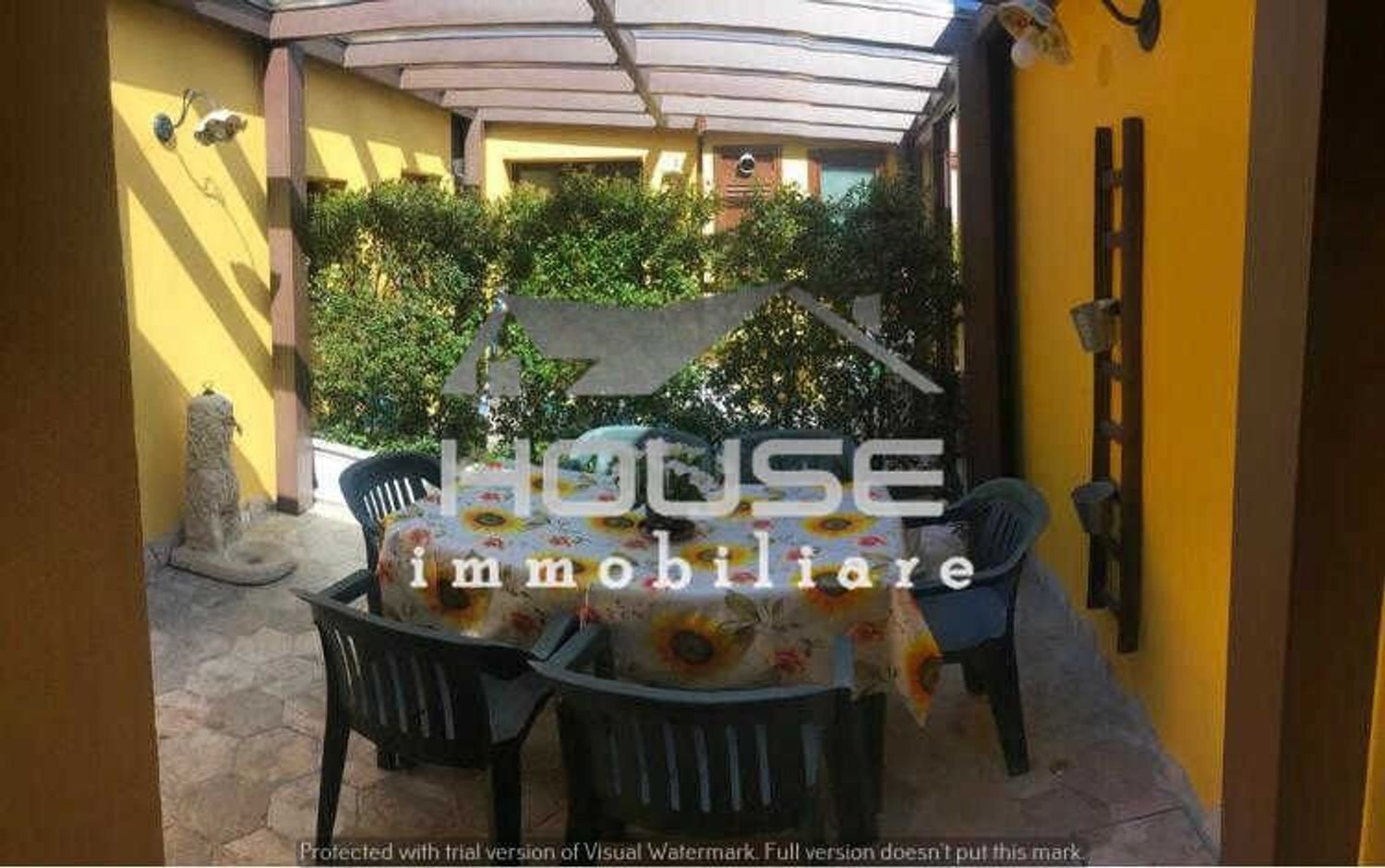 Casa de 4 habitaciónes en Nicolosi, Italy No. 285248