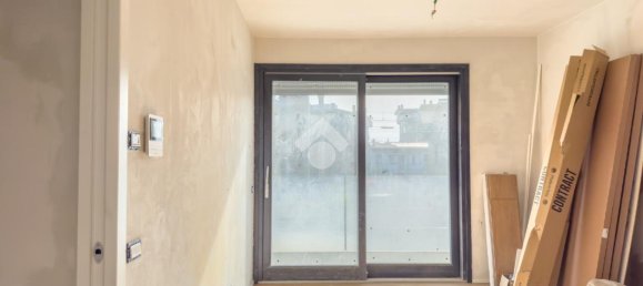 2-salle Appartement à Lissone, Italy No. 16442 26