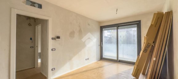 2-salle Appartement à Lissone, Italy No. 16442 18