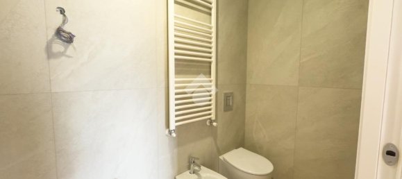 2-salle Appartement à Lissone, Italy No. 16442 10