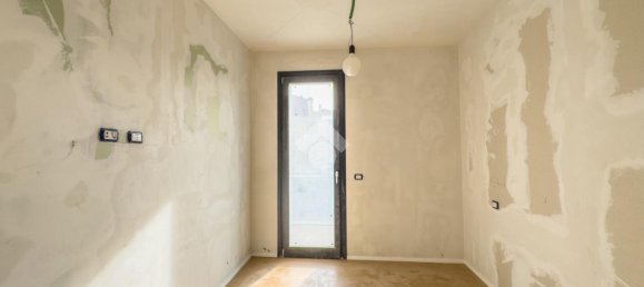 2-salle Appartement à Lissone, Italy No. 16442 21