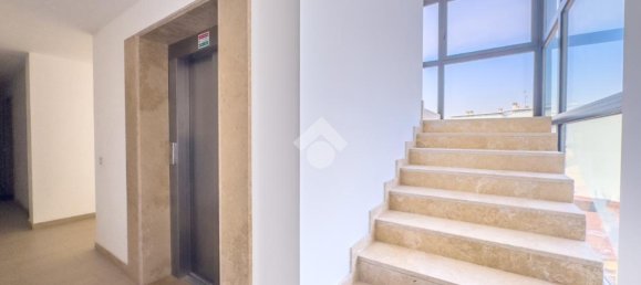 2-salle Appartement à Lissone, Italy No. 16442 5