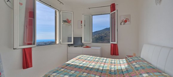 Casa de 4 habitaciónes en Sanremo, Italy No. 69951 5