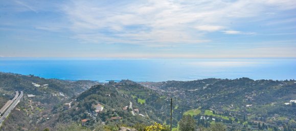 Casa de 4 habitaciónes en Sanremo, Italy No. 69951 48