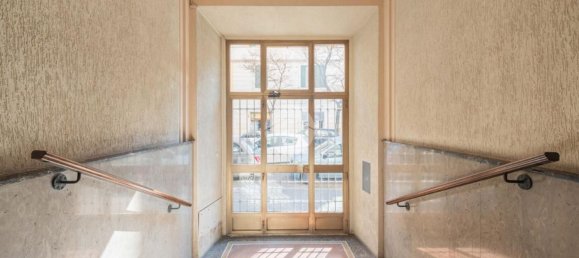 Apartamento de 3 habitaciónes en Rome, Italy No. 139123 2