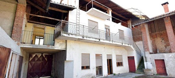 10غرفة منزل في San Giorgio Canavese, Italy رقم 122814 11
