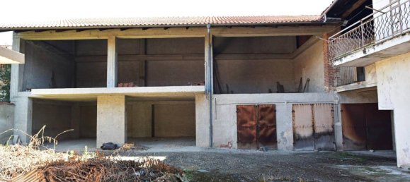 10غرفة منزل في San Giorgio Canavese, Italy رقم 122814 10