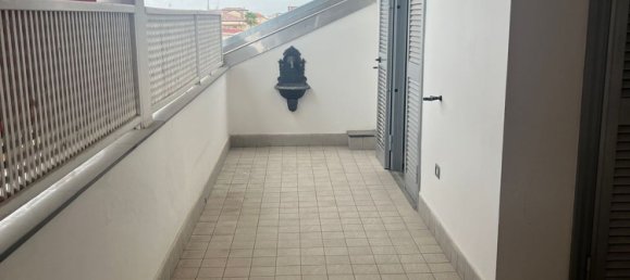 Пентхаус с 4 спальнями в Трентола Дучента, Италия № 325698 9