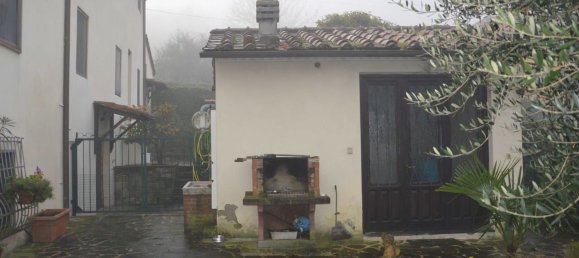 12 rooms House in Lucca, Italy No. 80058 27