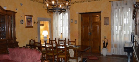 12 rooms House in Lucca, Italy No. 80058 15