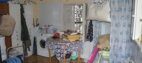 12 rooms House in Lucca, Italy No. 80058 40