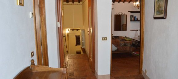 12 rooms House in Lucca, Italy No. 80058 34