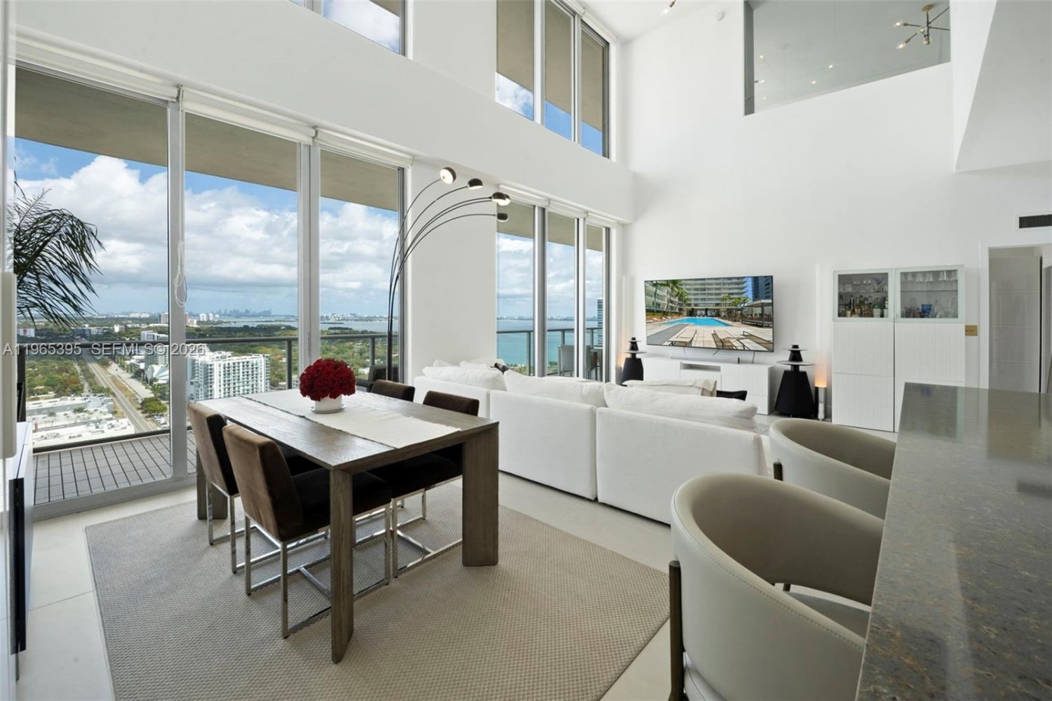 2 Schlafzimmer Gewerbliche Immobilien in Miami, USA, Nr. 615633