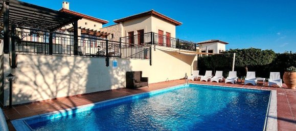 3 dormitorios propiedad comercial en venta en Paphos, Cyprus № 9878 2
