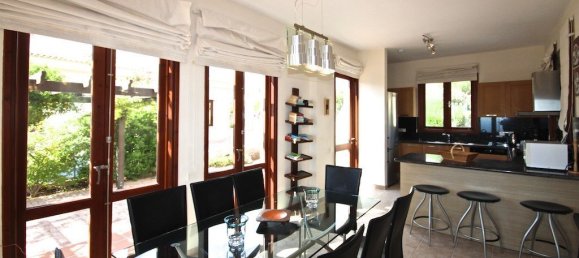 3 bedrooms House in Paphos, Cyprus No. 9878 10