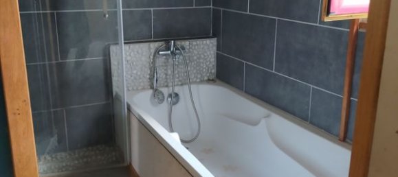 3 bedrooms Townhouse in Saint-Flovier, France No. 67472 11