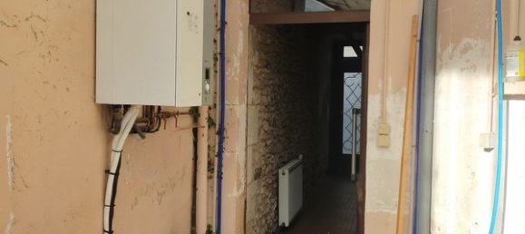 3 bedrooms Townhouse in Saint-Flovier, France No. 67472 17