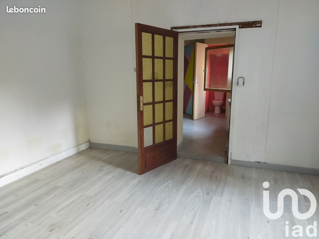 3 bedrooms Townhouse in Saint-Flovier, France No. 67472