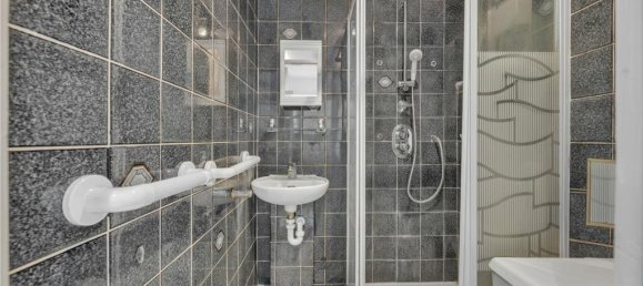 3 bedrooms House in Colindale, United Kingdom No. 7836 2