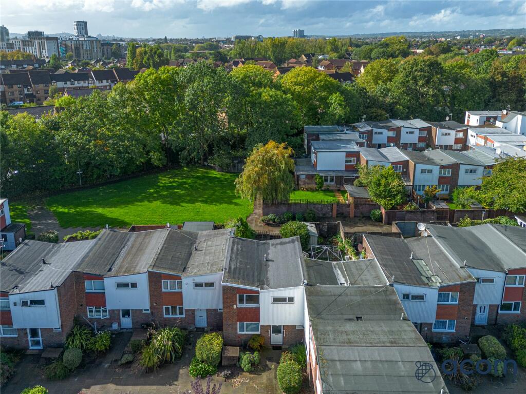 3 bedrooms House in Colindale, United Kingdom No. 7836