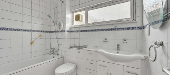 3 bedrooms House in Colindale, United Kingdom No. 7836 15