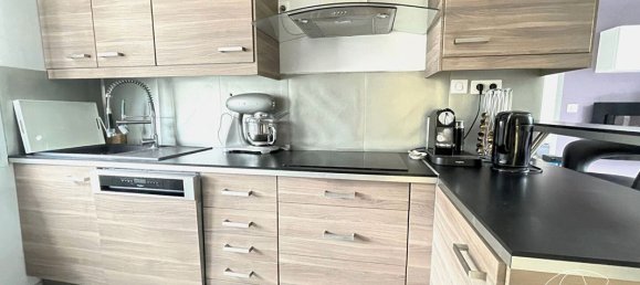 2 bedrooms House in Senlis, France No. 251795 11