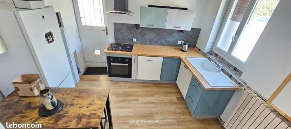 Casa de 3 dormitorios en Luzarches, France No. 303384 4