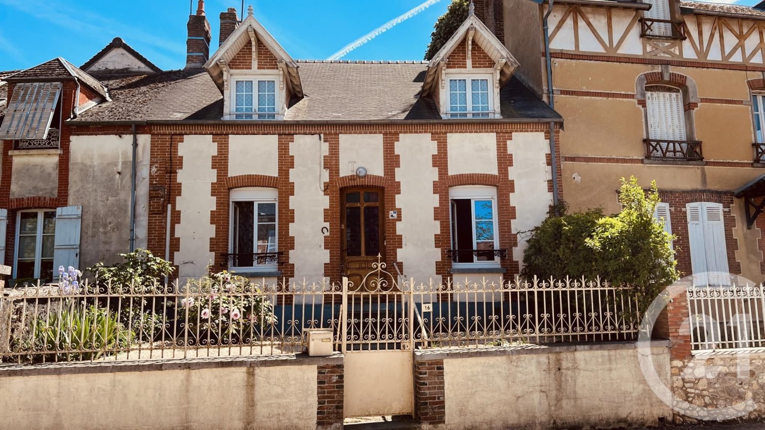 4 غرف نوم منزل في Esternay, France رقم 92999
