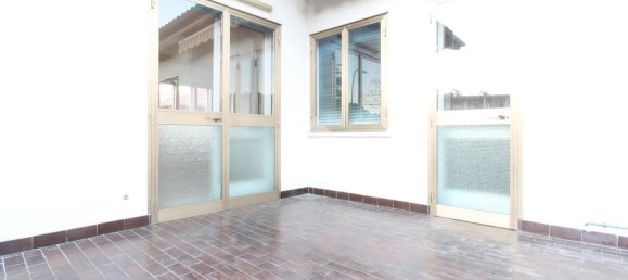 Casa de 8 divisões em Udine, Italy N.º 201405 20