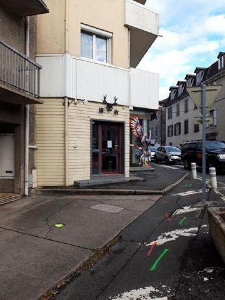 201m² Factory in Figeac, France No. 20350