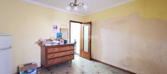 3 bedrooms House in Cuorgnè, Italy No. 63176 9