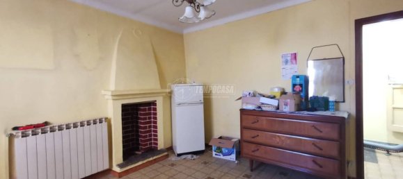 3 bedrooms House in Cuorgnè, Italy No. 63176 8